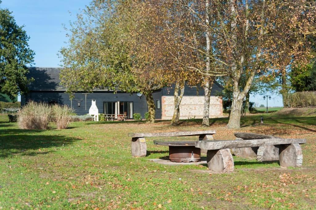 Holiday home Marshlands House, Sleeps 16 - Country Barn With Hot Tub Woodbridge
